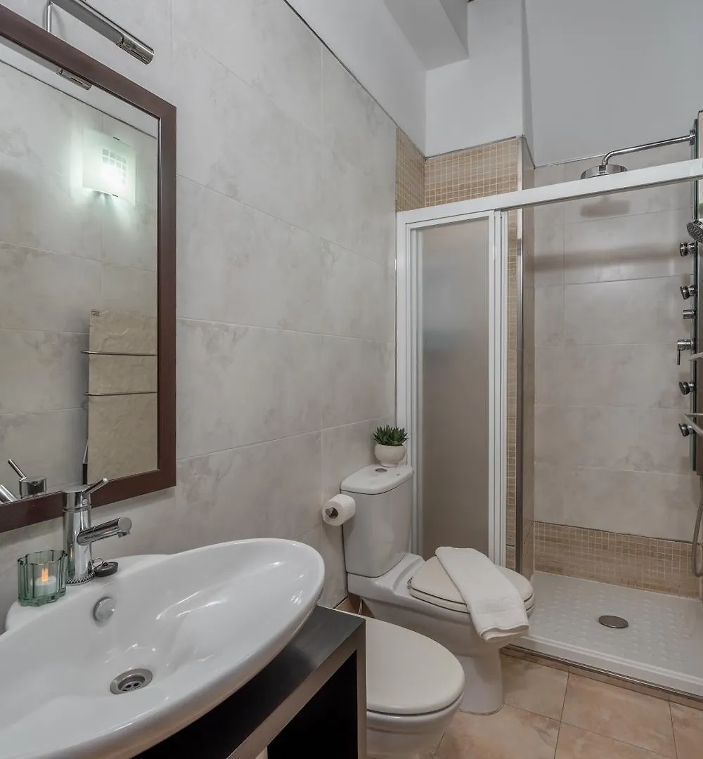 Tuguest Elvira Apartment Granada